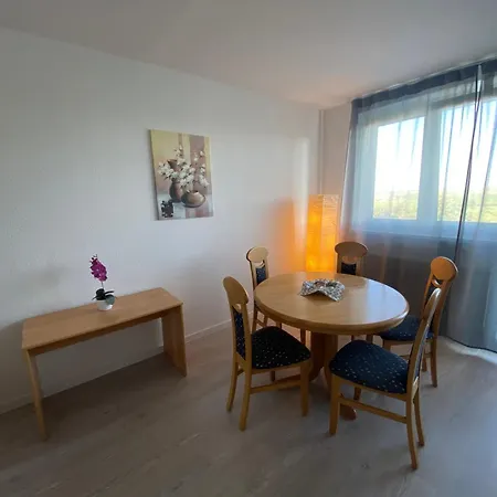 Neue Monteur Und Handwerker Thms 14 R דירה