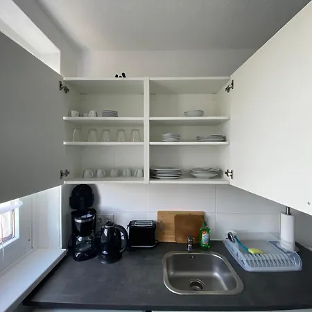 Neue Monteur Und Handwerker Thms 14 R דירה