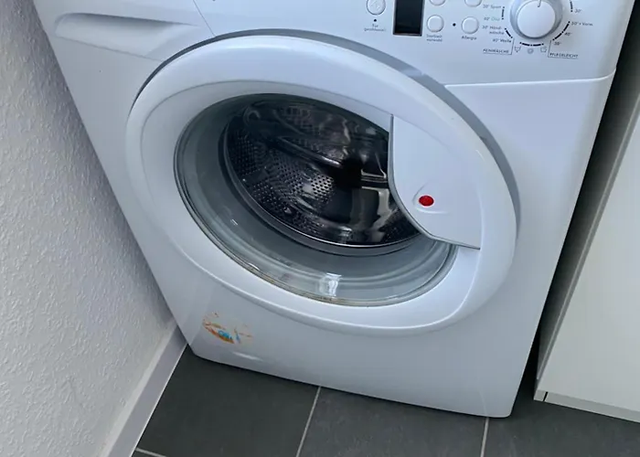 Neue Monteur Und Handwerker Thms 14 R 아파트 Wefensleben